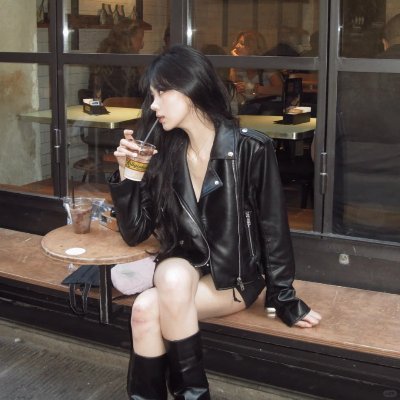 Itsthakur551's profile picture. 我有一個秘密  
都說了是秘密