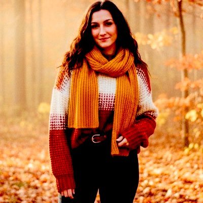 KarleeQuinn33's profile picture. ✦✦✦✦☽☾🌕🌖🌗🌘🌑🌒🌓🌔🌕☽☾✦✦✦✦ Blogger | Digital Creator | Bare Heart Stories — unfiltered stories of addiction, resilience, love & motherhood