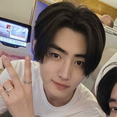 paradoxxdazed's profile picture. for #ENHYPEN (since 200919) & #훈프 & #댕댕즈 #라면즈