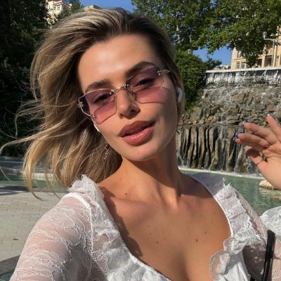 Jessica_US__'s profile picture. Passionate about interior design | Feel free to meet new people anytime |🚫 But bots, explicit content, or disrespectful behavior are prohibited