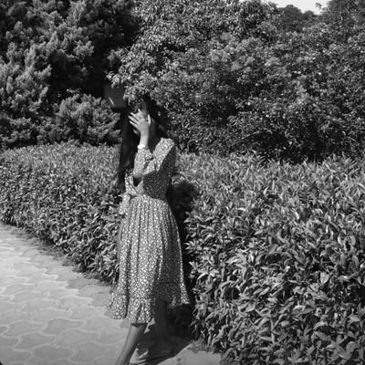 Gayathrigoppz's profile picture. she/her...🦋
Movie lover...💗