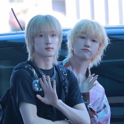 onlyleenyoung's profile picture. — ` AU author (๑'ᵕ'๑)⸝*                                                  
#freepalestine🇵🇸