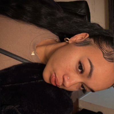 yessdestinee's profile picture. AG♥️