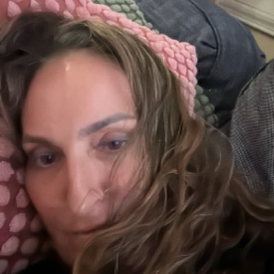 ChicaB219935's profile picture. Take it as it resonates 😊