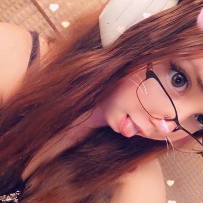 eloiselyr2's profile picture. 