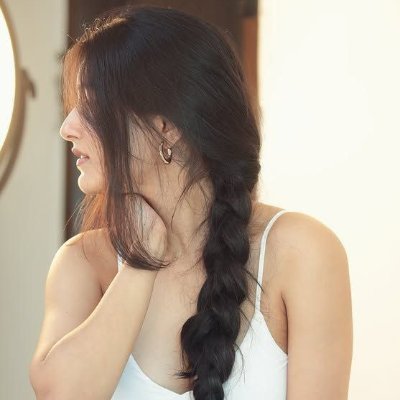 RoniyKh's profile picture. Currently creating my own version of happiness. 🌿