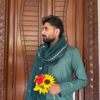 __NasXX's profile picture. Certified in numbers, powered by stars, 6ft of ambition, married to the game (and her)