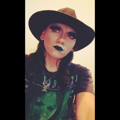 Medusa_Infernal's profile picture. TAROT|| RITUALS|| LUCIFERIAN OCCULTIST ⸸⛧ ||DEMONOLATRESS||  DEVOTEE OF LUCIFER, BEELZEBUB, ASMODEUS, MAMMON, CLAUNECK||
 ♋☀♎🌙 ♋ ⤴ BOOKINGS: OPEN