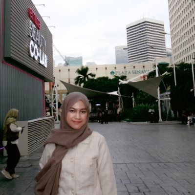 chocostudy_'s profile picture. Founder @dwuweekend & Head of Novo Club batch 3