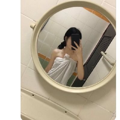 ArnoldMcma82720's profile picture. กดฟอลก่อนนะข้อความถึงเด้ง