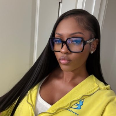 Zaebaaae's profile picture. THAT GIRL not that other girl. | #LLC❤️