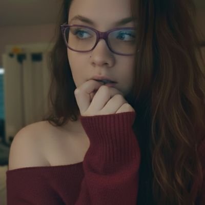 sxdgirldiaries's profile picture. 🖤🖤 •• 𝑰𝒎 𝒏𝒐𝒕 𝒑𝒓𝒆𝒕𝒕𝒚, 𝒊𝒎 𝒋𝒖𝒔𝒕 𝒇𝒖𝒏.