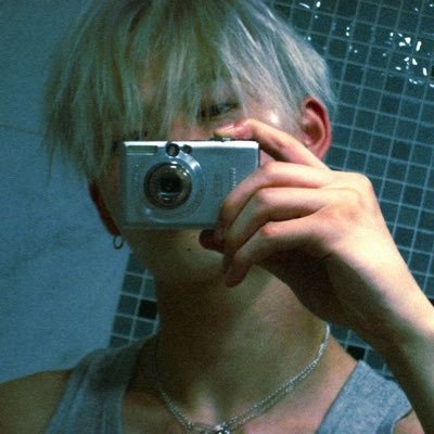 losersfile's profile picture. romance : untold