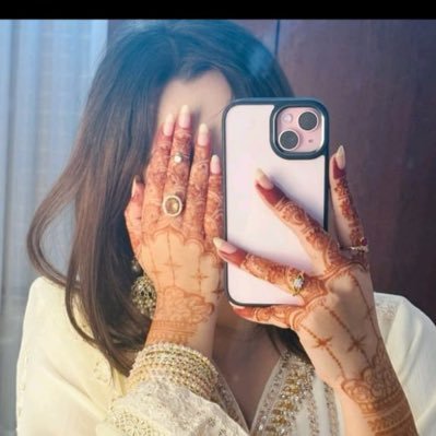 Mahiiii81's profile picture. Will give follow back to everyone 💯