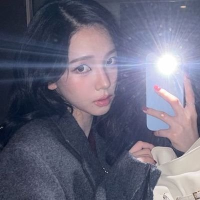 tilycastkarina's profile picture. 