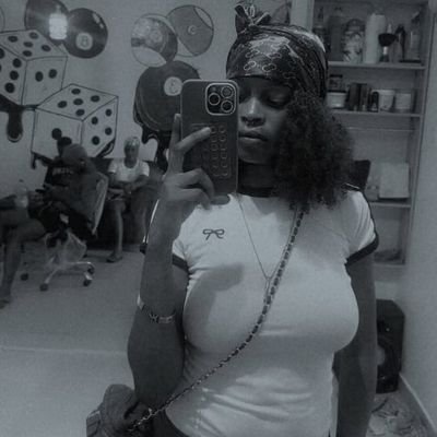 MideIfe001's profile picture. NSNV