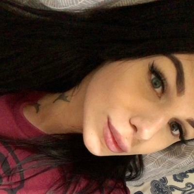 BiancaWill46196's profile picture. 🌈 Adding a touch of glam to every moment, Keeping my heart wild and free 🌿🌸