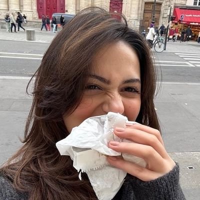 zoyarants's profile picture. krishvaani’s pr manager