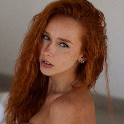 uaniliza's profile picture. Model and muse 🦊
https://t.co/dxsLPGNVuu