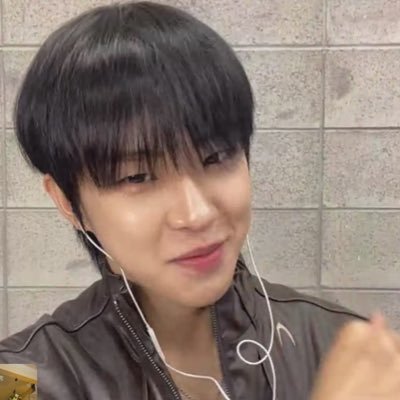 lovlyjinwoo's profile picture. #이찬: “I want to be your number one for a long time ♡” ⋆⭒˚｡⋆huge multi stan₊˚⊹♡