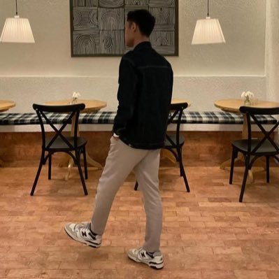 txtfromw's profile picture. ini akun masih aktif, cuma jarang ngetweet aja 🤪🤣