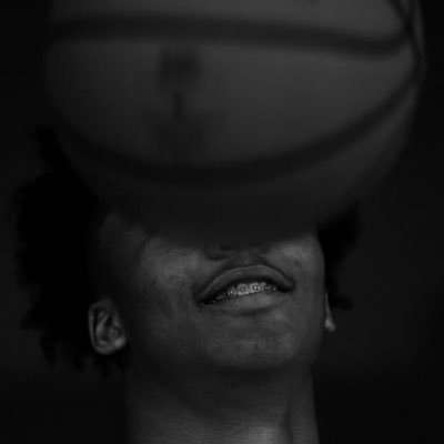 Tavezz7's profile picture. LM10🫶🏽