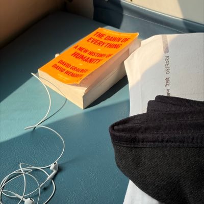 elango01's profile picture. natural lover🪵||photographer📸||vintage bike remodeling🏍️||#Thalapathy fan 🥵|| information ℹ️