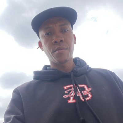 FanaFakes22's profile picture. 