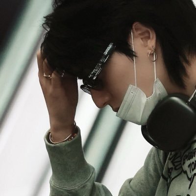 4boublea's profile picture. ( 0 4 ) 陽はまた昇り 落ちてを繰り返す ⠀ ⠀ ⠀ ⠀ ⠀ ⠀ ⠀命の限り何度でも蘇る — 🍀Haruto #박정우