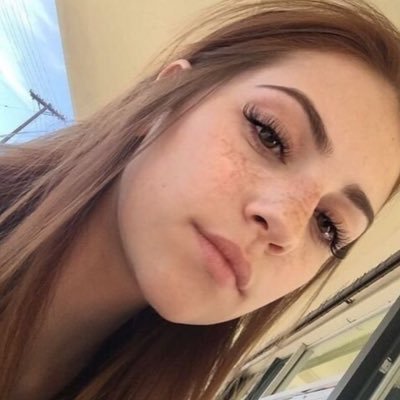 Mishelly1366771's profile picture. 