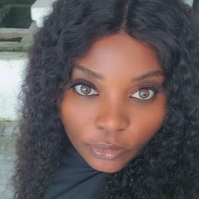 dame_fatale's profile picture. Virtual/Executive Assistant | Copywriter and Ghostwriter| Pâtissière and Boulangère