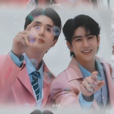 LettieBL8's profile picture. O seu sucesso e felicidade é a melhor arma contra haters, então viva!💜🩵😉
Surtando aqui sobre tudo de boyslove e alguns gls 🏳‍🌈🇧🇷