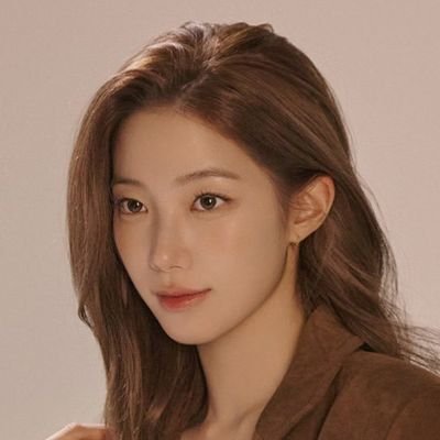 _zuzuonthatbeat's profile picture. 24/7 I gotcha! @le_sserafim