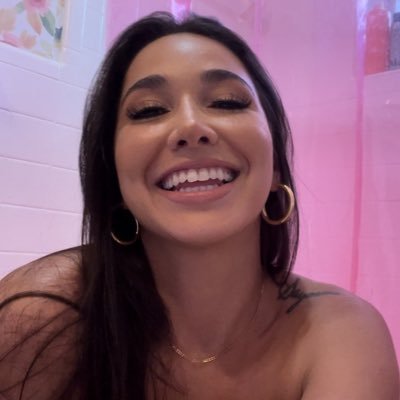 Miamalkova33480's profile picture. 