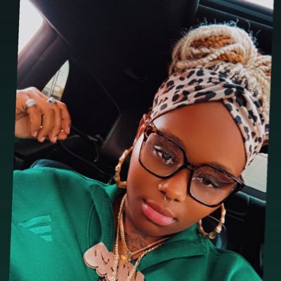 mzkiccz's profile picture. 