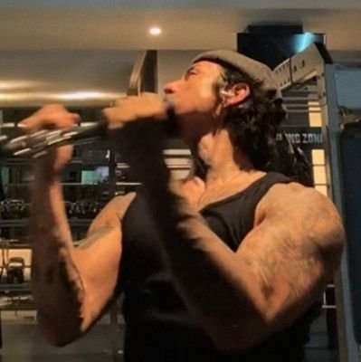 dreamdopelovers's profile picture. We All Want To Scream

🖤

ig : _dprobin