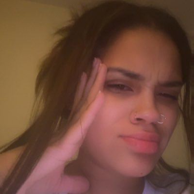 holllywoodlax's profile picture. insta @hollywooodlax & (business) @bundlessofjoyyy snap @thefuuuck BSN, RN👩🏼‍⚕️