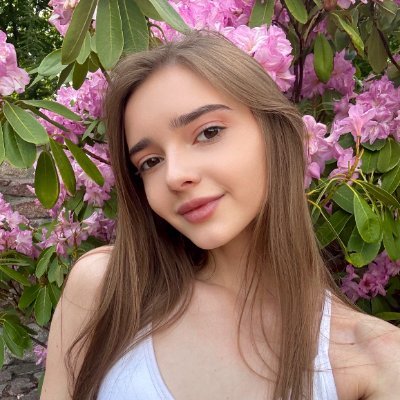 ItsssMayechka's profile picture. A little girl, but very brave 😘
 I’m sure I can surprise you… dare to find out?😏