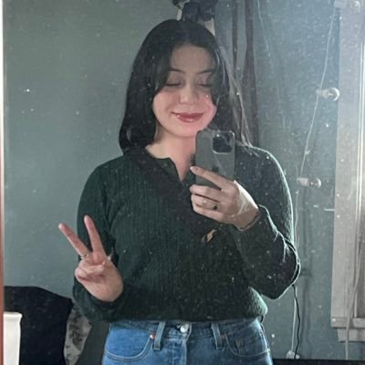 nadxix_'s profile picture. designer. coffee. music is life. ♡