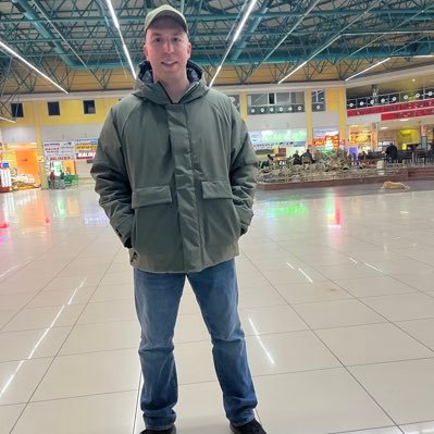 apereeenblk10's profile picture. 