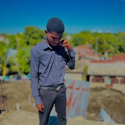 ErbyGuillaume's profile picture. I am Guillaume Erby, I am from Trou du nord Haiti, I am a football fan, more specifically Real Madrid.