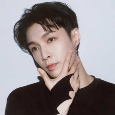 zyxbeiker's profile picture. @layzhang first, everything else second.