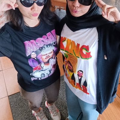 muribowow's profile picture. homebody