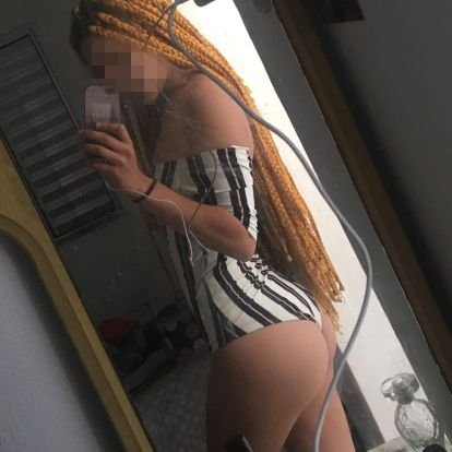 RaphaCasada's profile picture. A SUA HOTWIFE PREFERIDA! 
Novinha, safadinha, com bumbum redondinho e que ama chifrar seu corninho! 🤘
ficou curioso? 👀 O que você quer esta aqui 👇🏼