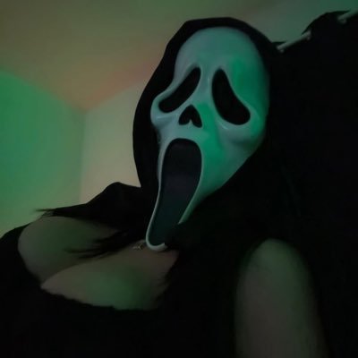 ceydamiau's profile picture. 