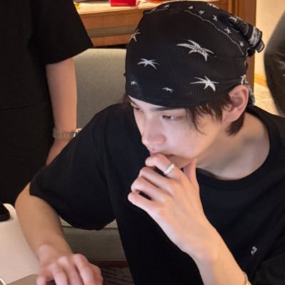 Twelve_0504's profile picture. 🐙
my space