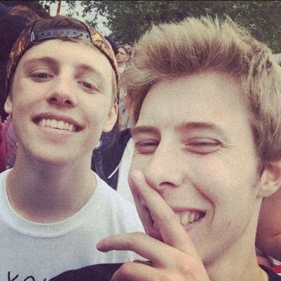 methodactindemo's profile picture. wroetofreezy come back to me please