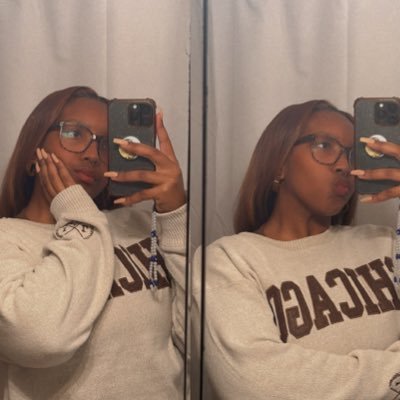 tittyyana_'s profile picture. sagittarius ☀️| scorpio 🌙| virgo 💫| milf ✨