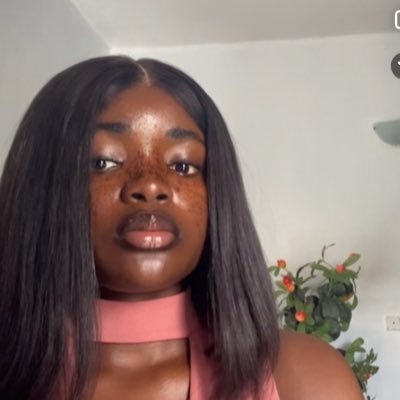 James_Giftey's profile picture. Creating my own fairytale ✨🦋
Creating ART with every breath 🎨