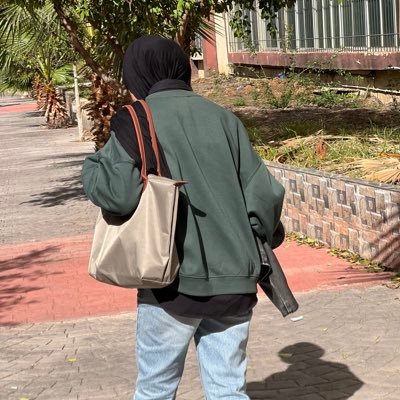 IsraaKissoum's profile picture. 👩🏽‍💻